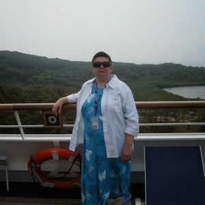 Meet your Posher, Elicia